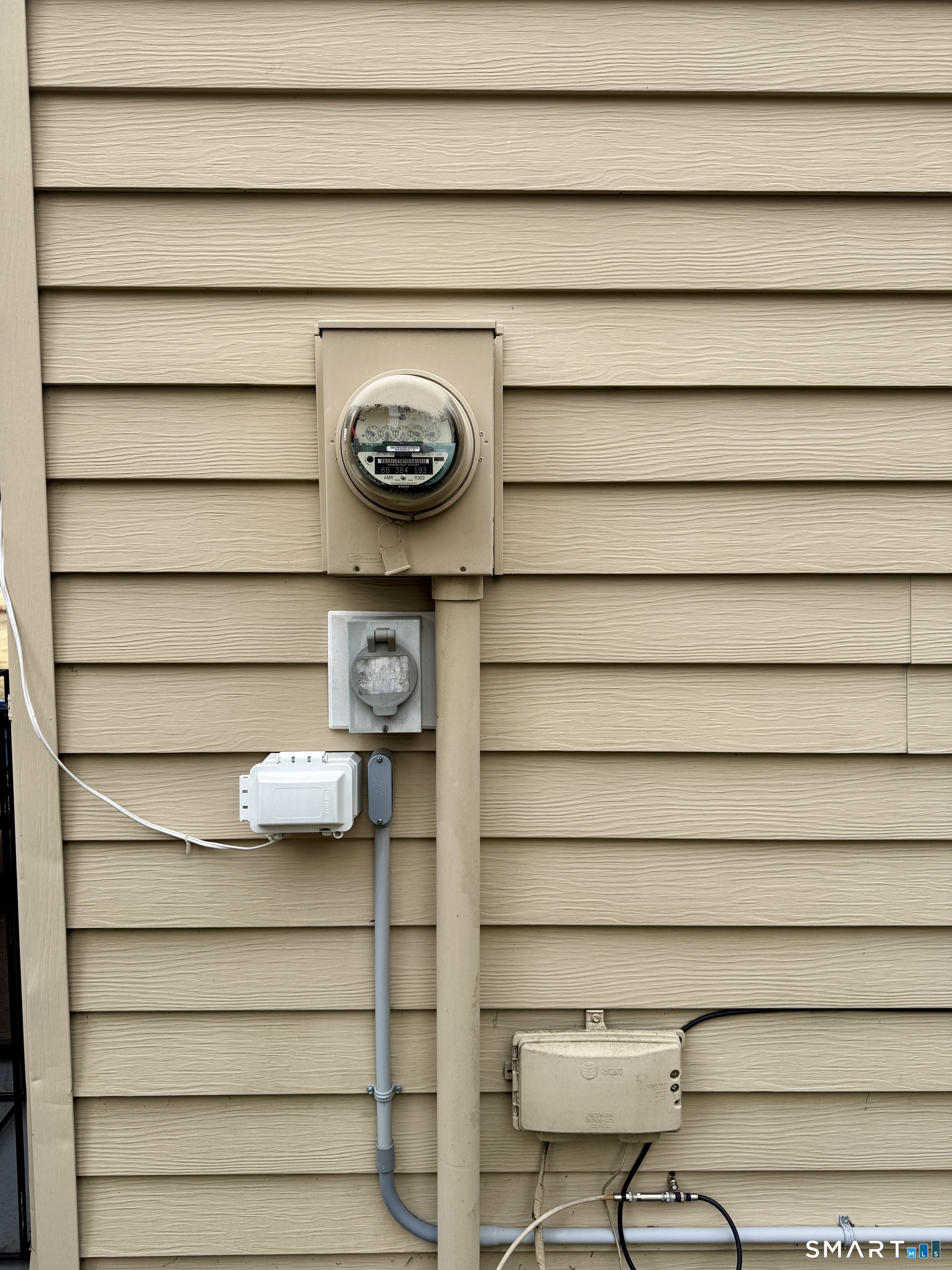 12 Depauw Circle East Hartford CT 06108