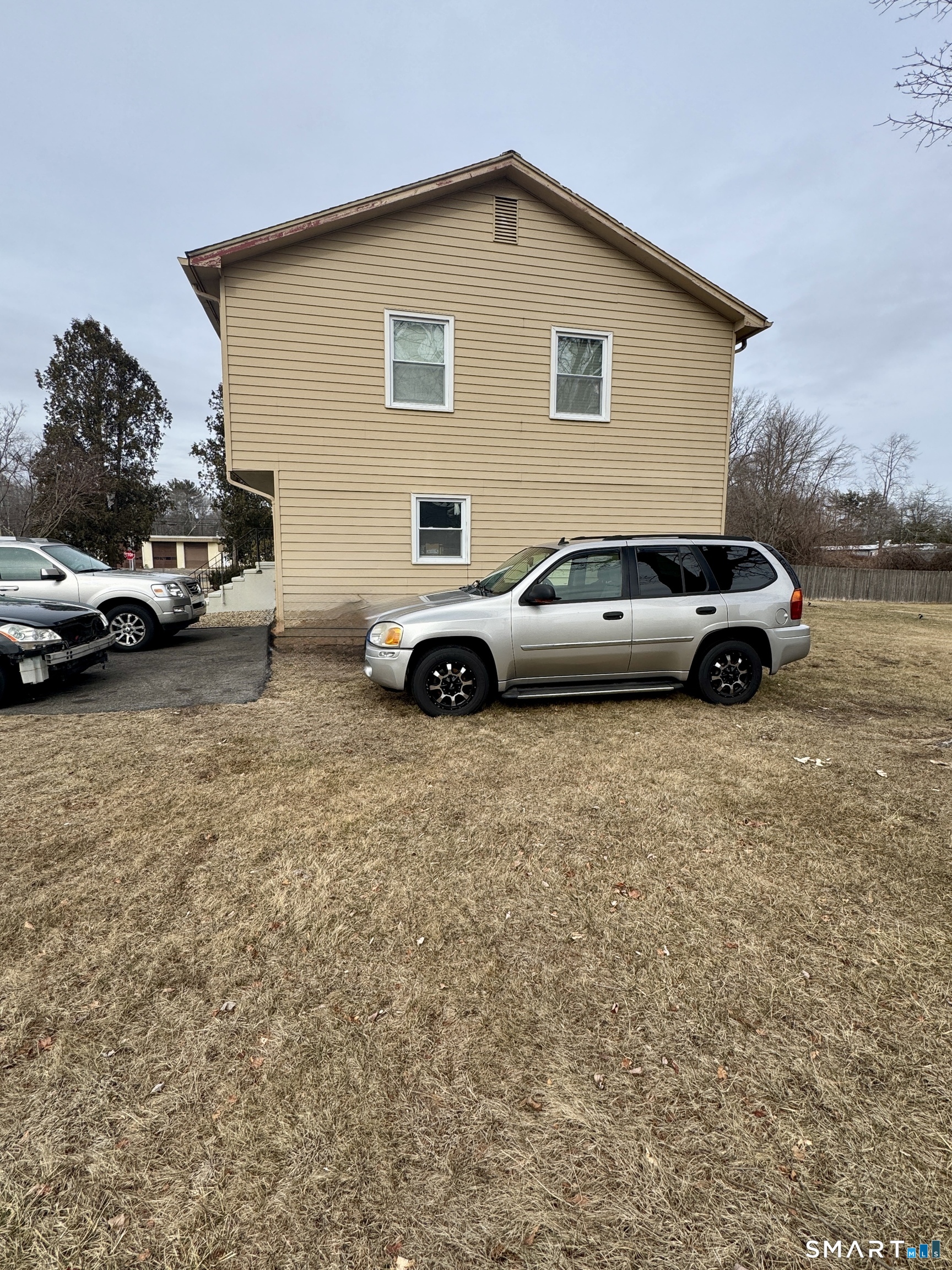 12 Depauw Circle East Hartford CT 06108