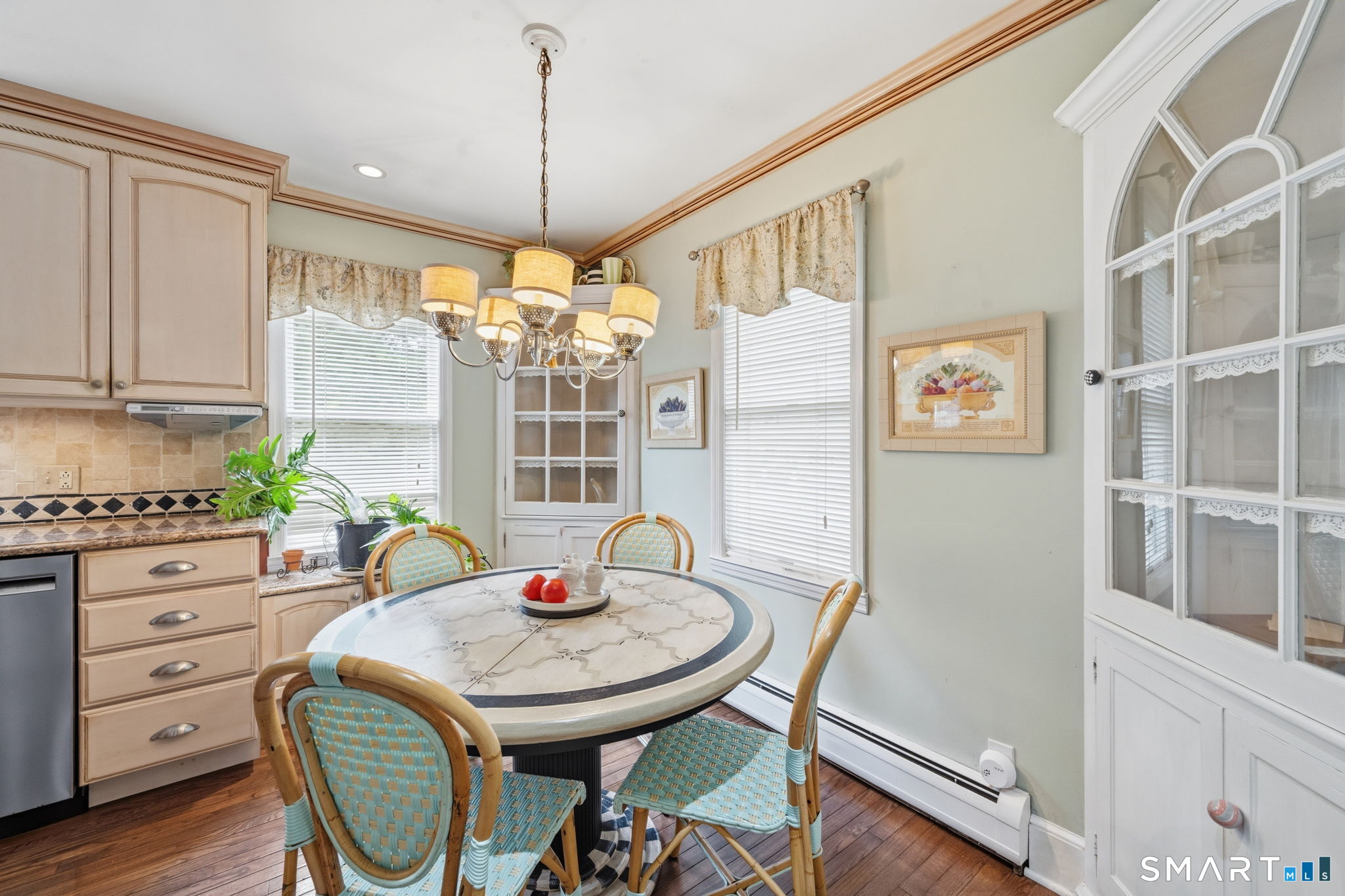 32 Crown Street Trumbull CT 06611