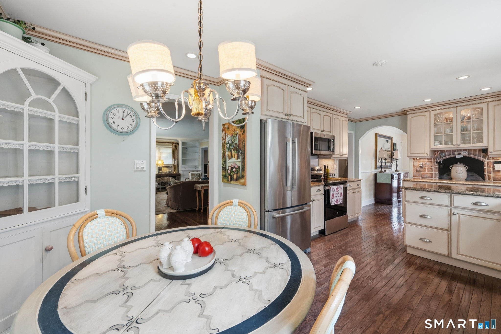 32 Crown Street Trumbull CT 06611