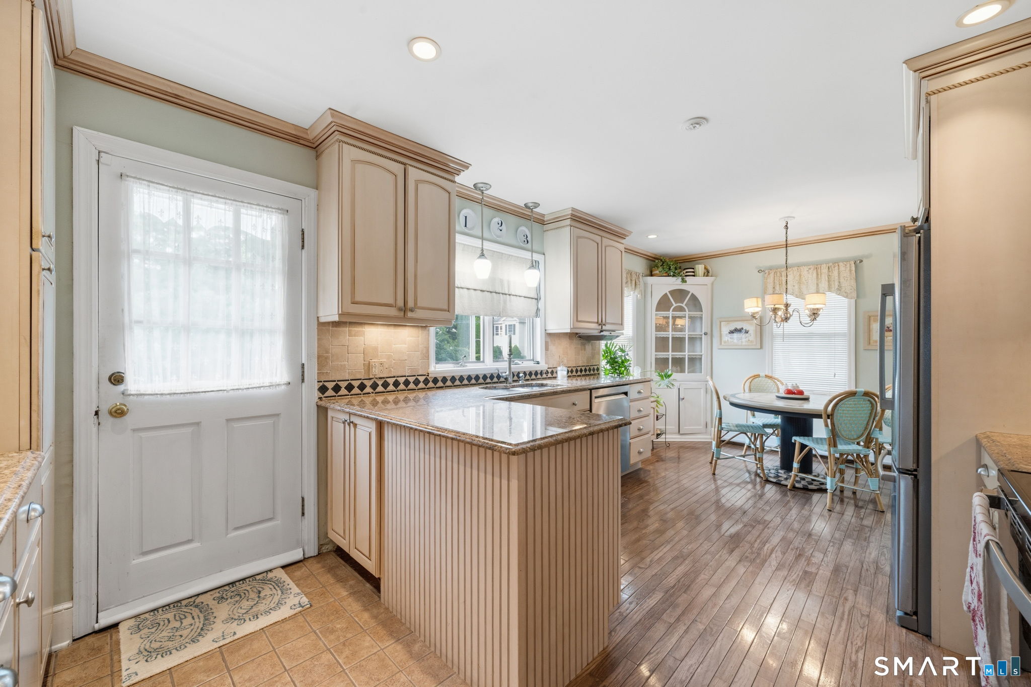 32 Crown Street Trumbull CT 06611