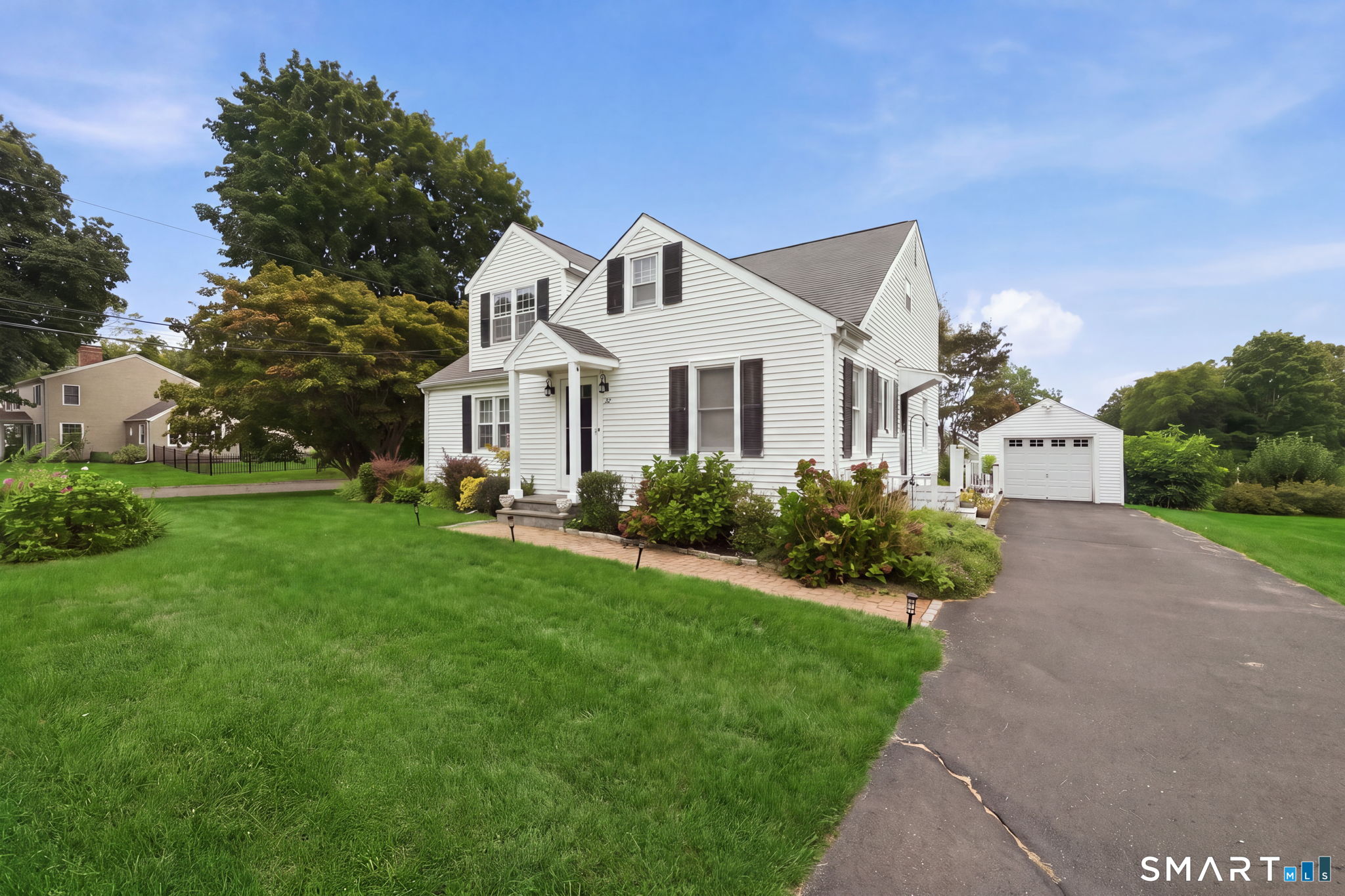 32 Crown Street Trumbull CT 06611