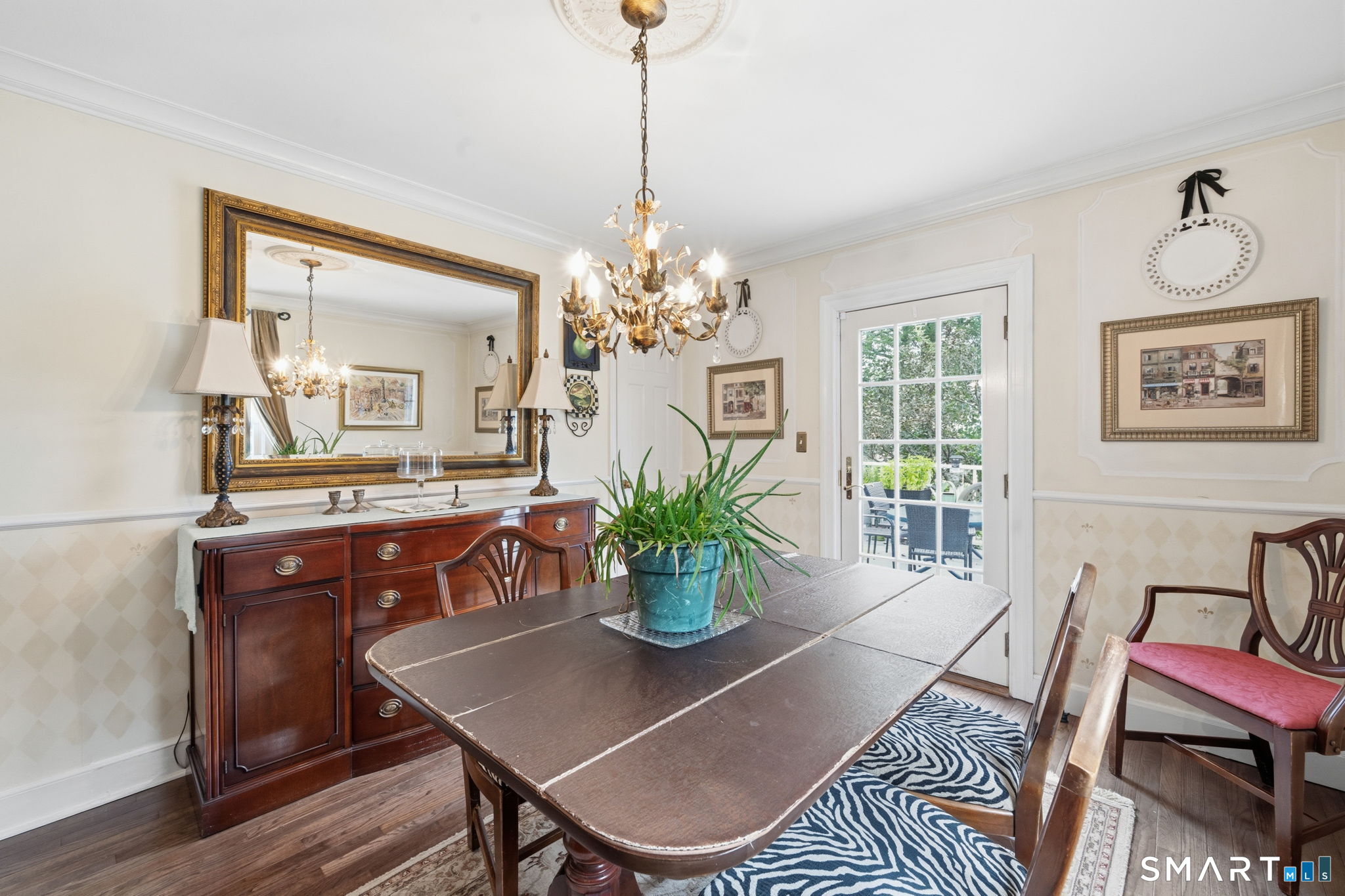 32 Crown Street Trumbull CT 06611