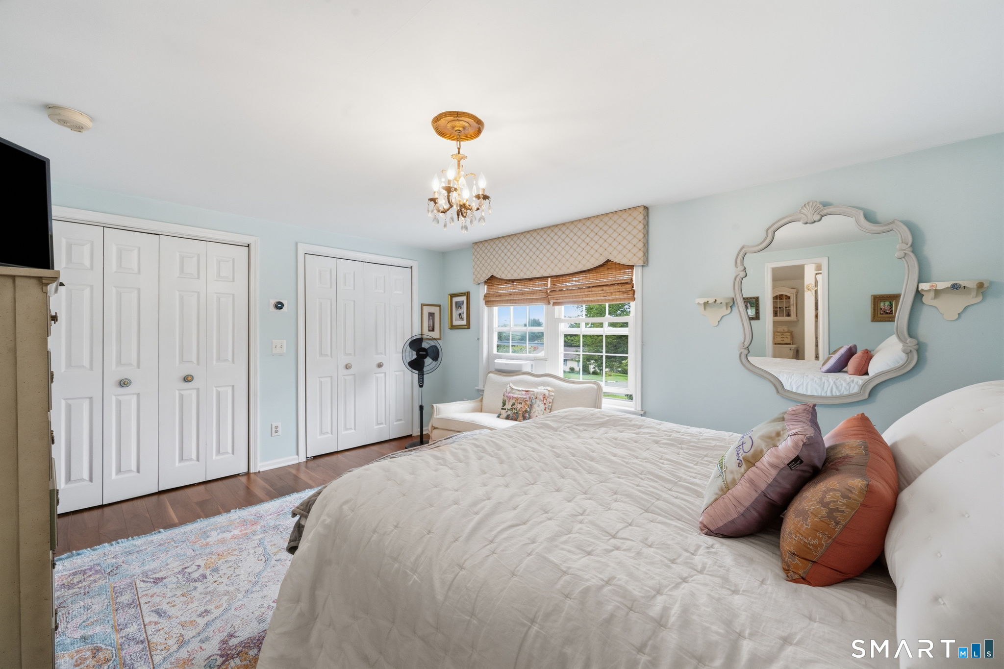 32 Crown Street Trumbull CT 06611