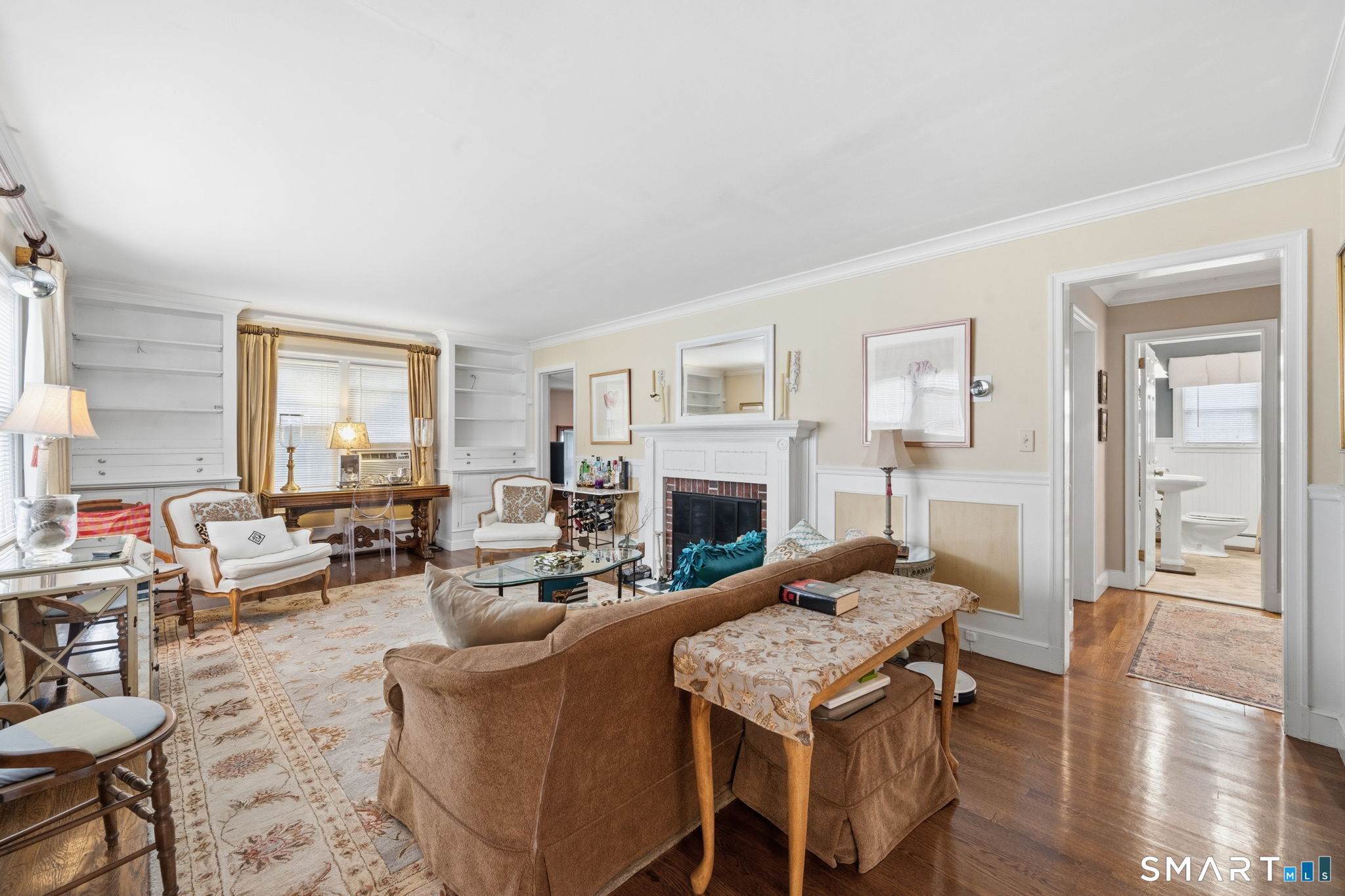 32 Crown Street Trumbull CT 06611