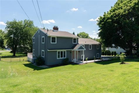 62 Warwick Road Watertown CT 06795