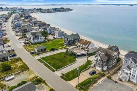 88 Boardwalk Groton CT 06340