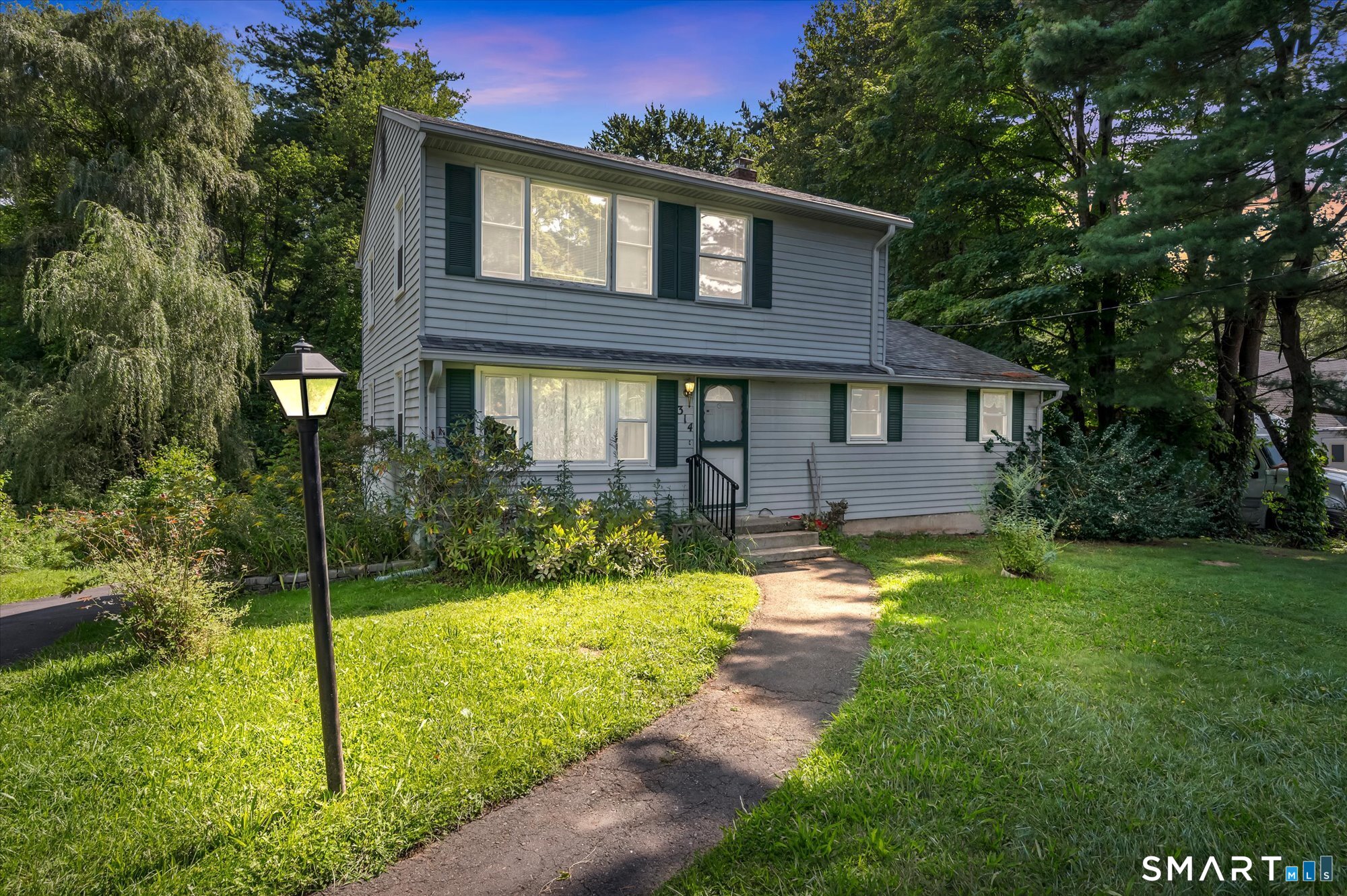 314 Tunxis Avenue Bloomfield CT 06002