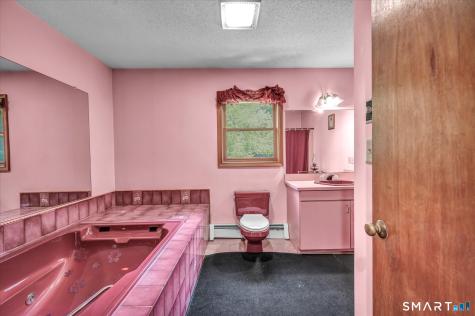 314 Tunxis Avenue Bloomfield CT 06002