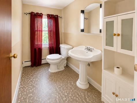 77 Mcclintock Street New Britain CT 06053