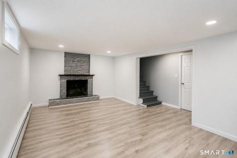 65 Crystal Street Wethersfield CT 06109