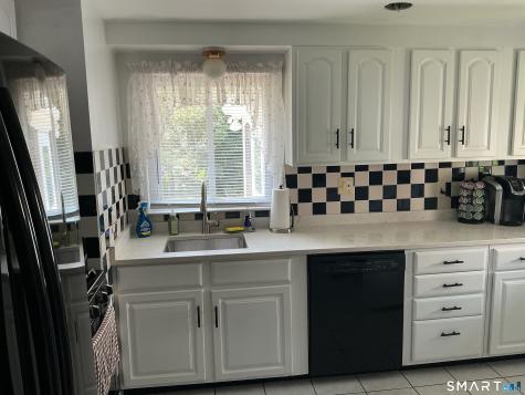 65 Crystal Street Wethersfield CT 06109