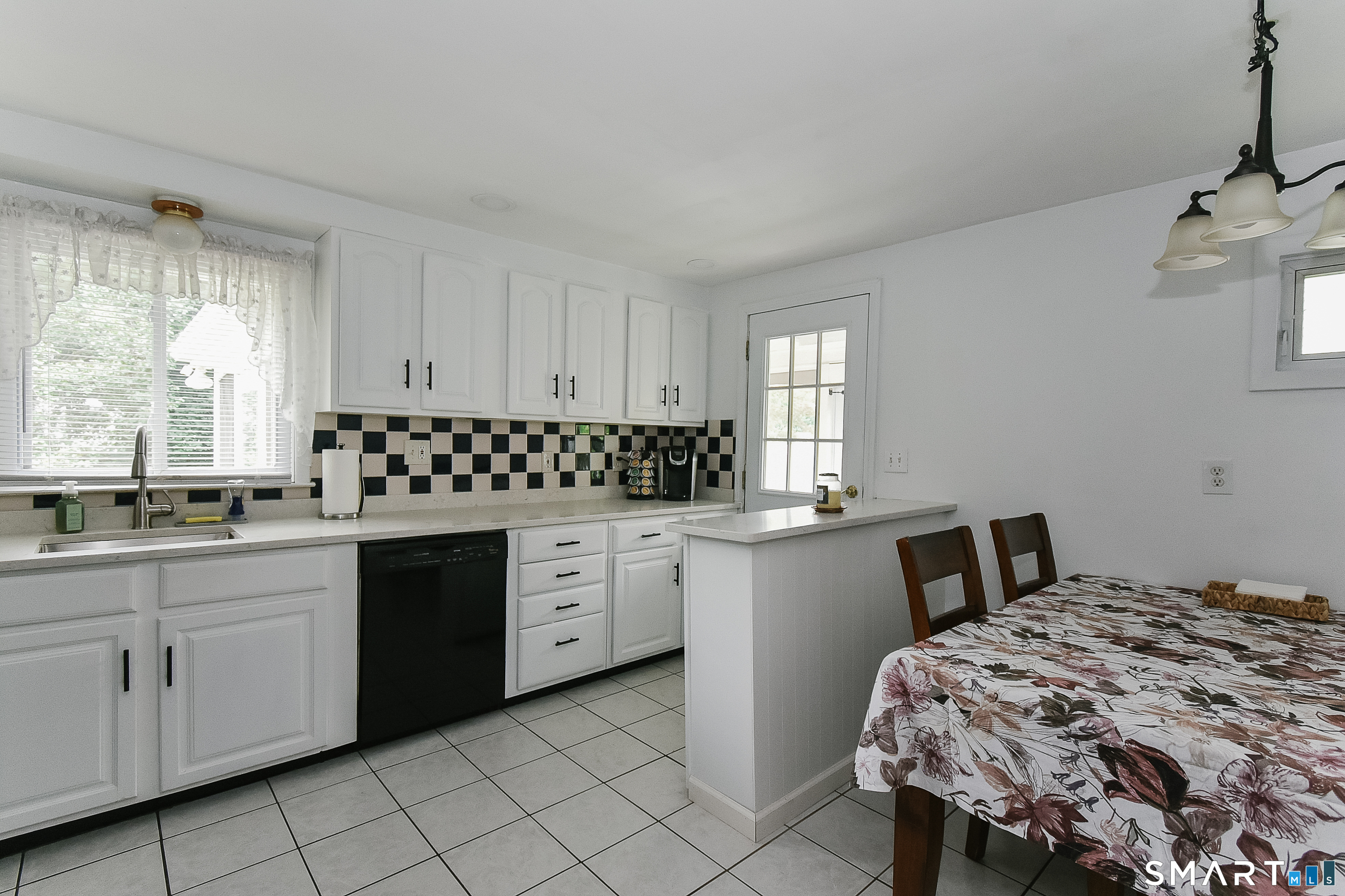 65 Crystal Street Wethersfield CT 06109