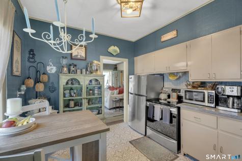 11 Soundview Avenue Madison CT 06433