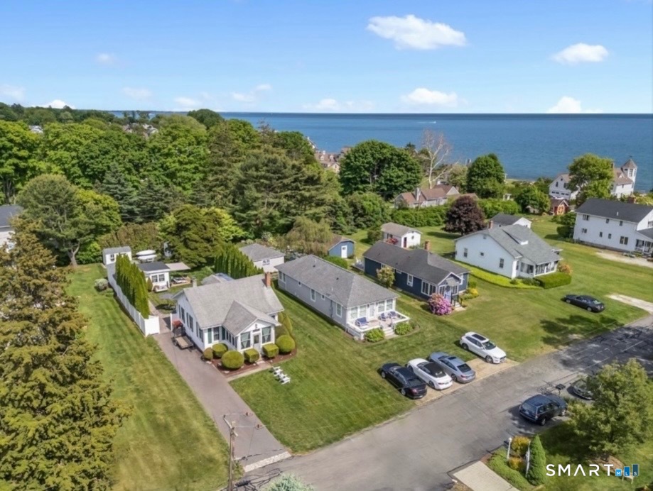 11 Soundview Avenue Madison CT 06433