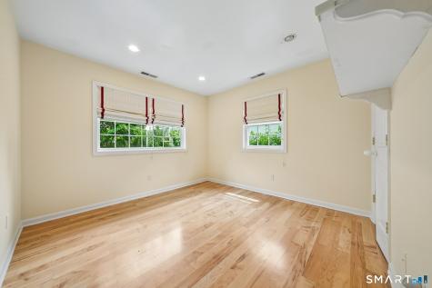 17 Charles Street Stamford CT 06902
