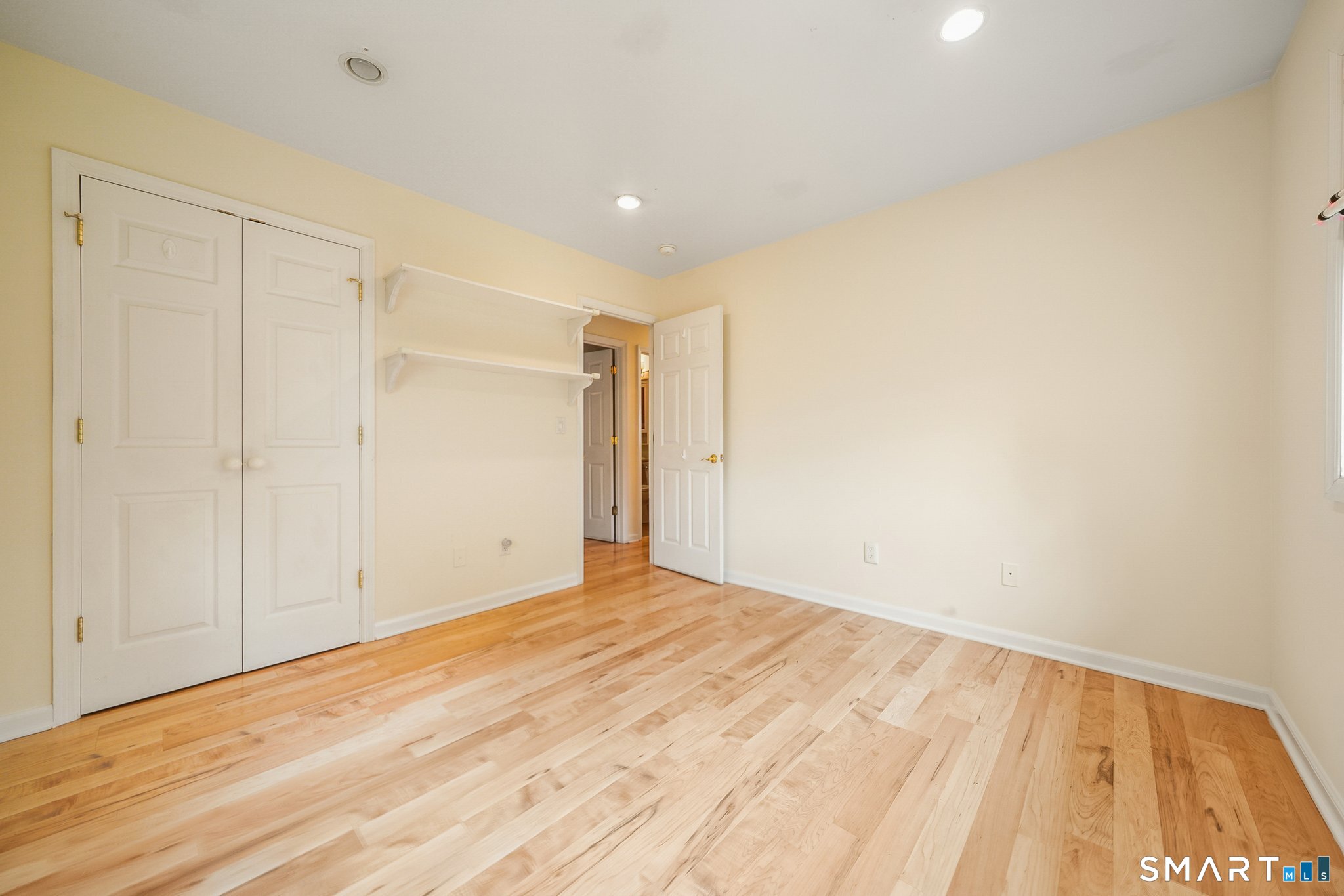 17 Charles Street Stamford CT 06902