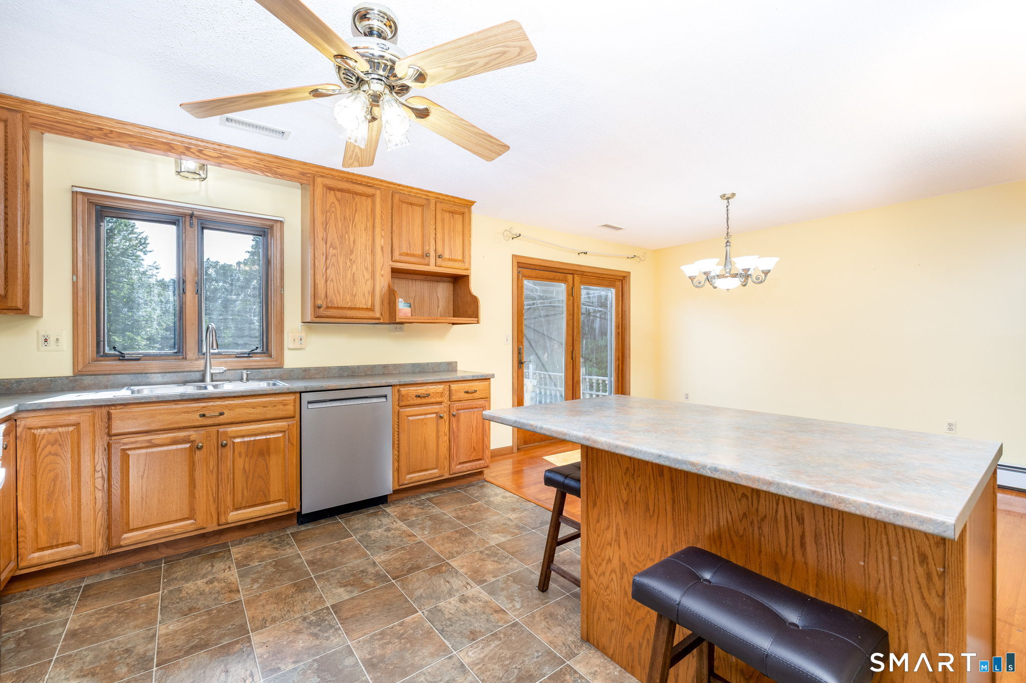311 North Maple Street Enfield CT 06082