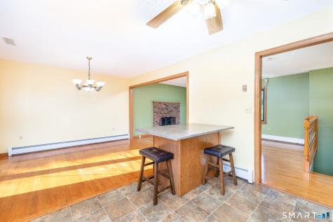 311 North Maple Street Enfield CT 06082