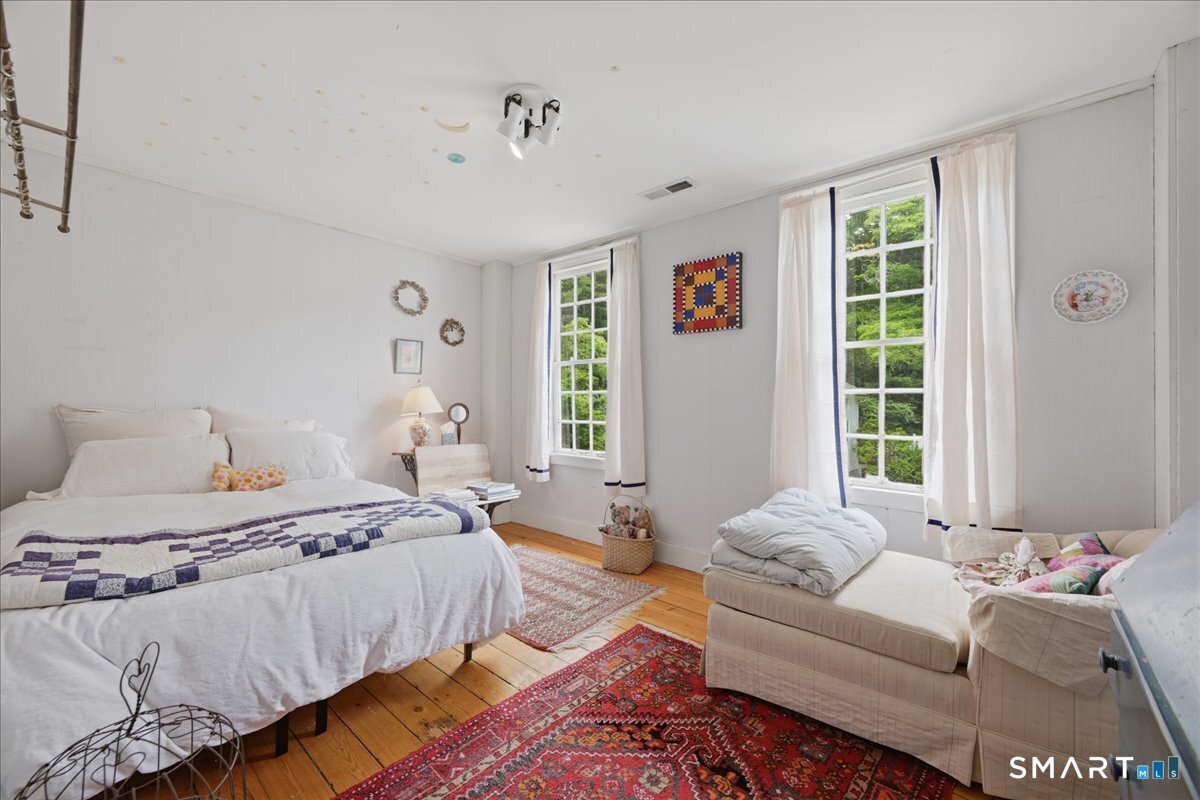 8 Meeting House Road Haddam CT 06438