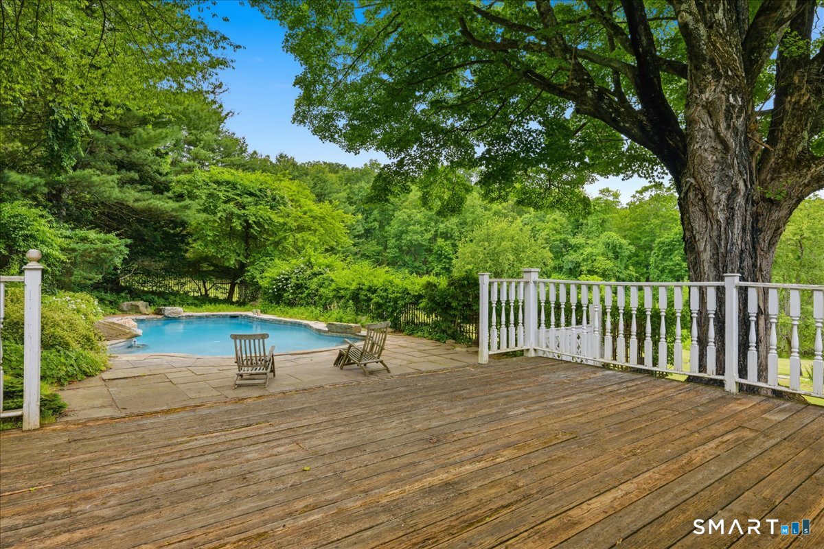 8 Meeting House Road Haddam CT 06438