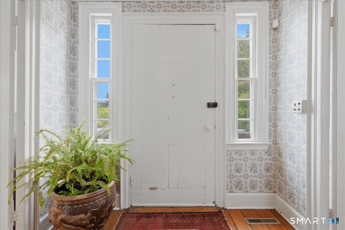 8 Meeting House Road Haddam CT 06438