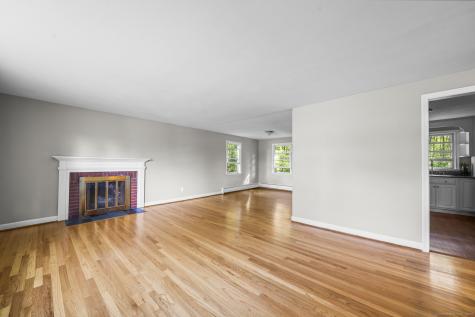 779 Bridge Street Suffield CT 06078