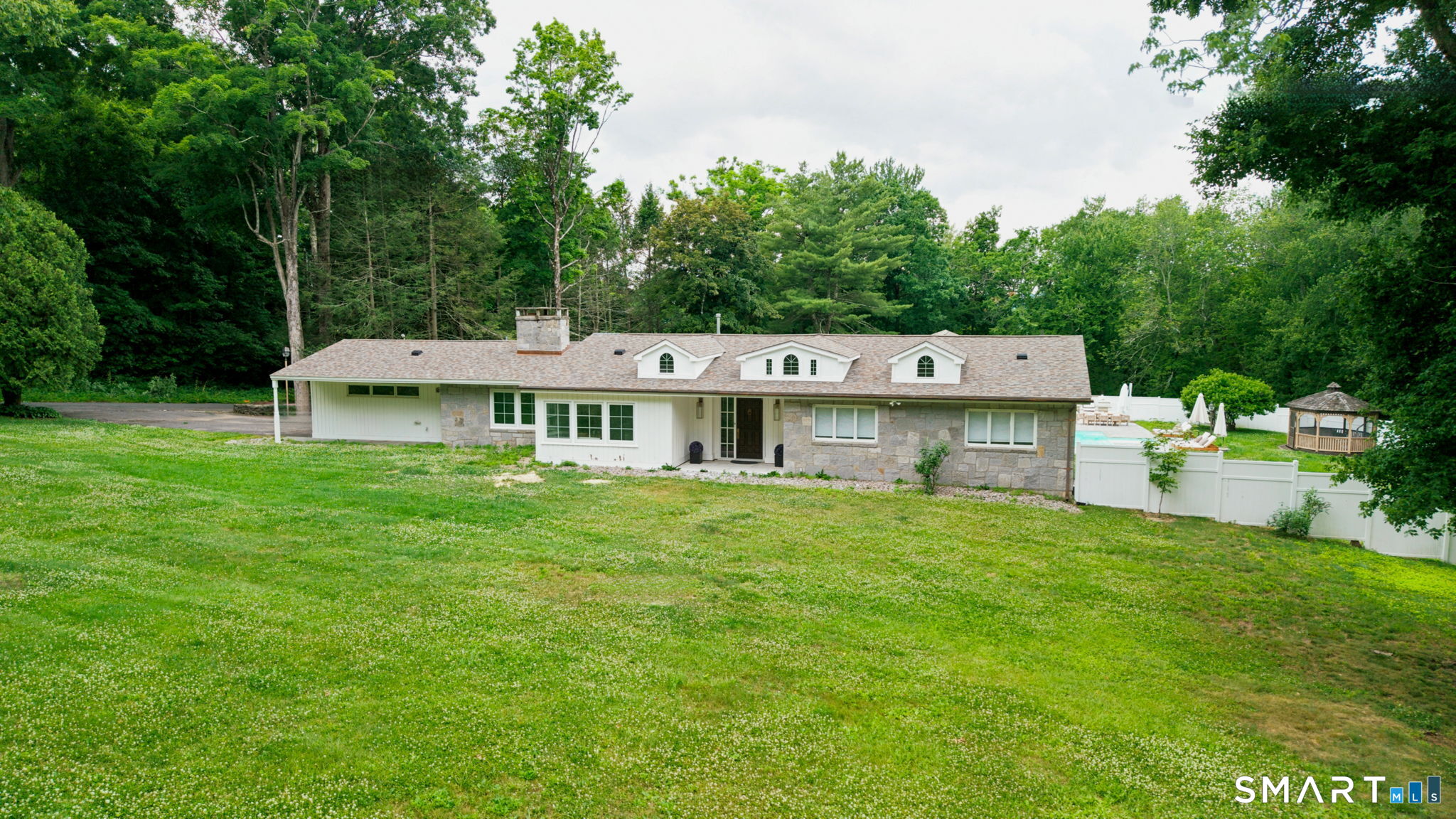 62 Heritage Drive Woodbury CT 06798
