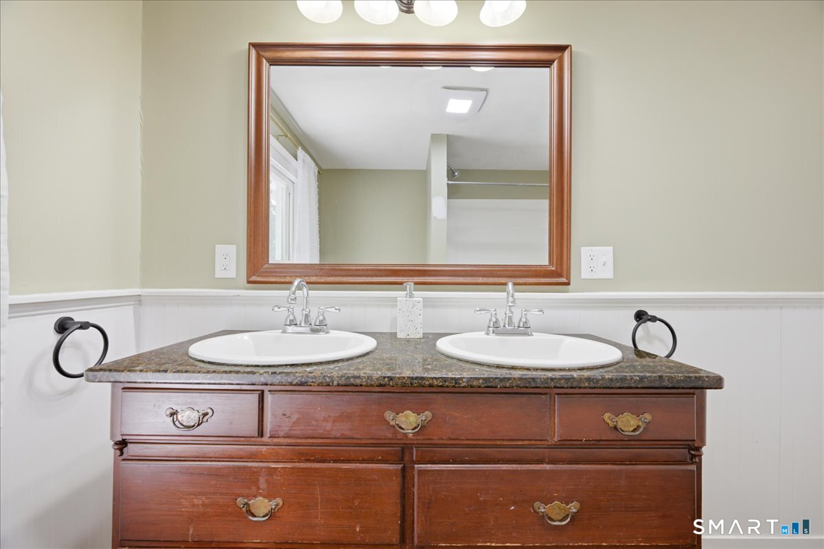 177 Union Street Deep River CT 06417
