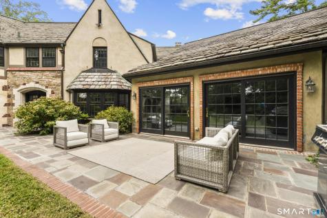 21 Calhoun Drive Greenwich CT 06831