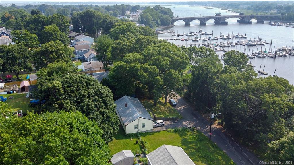 75 Riverside Drive Milford CT 06461
