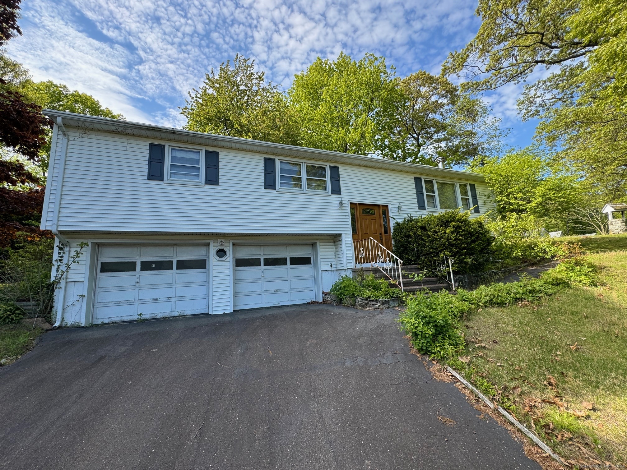 10 Phipps Drive West Haven CT 06516