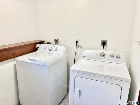 85 Riverside Drive Vernon CT 06066