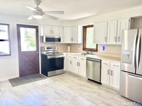 85 Riverside Drive Vernon CT 06066