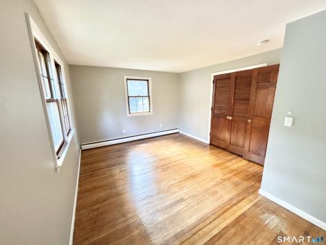 85 Riverside Drive Vernon CT 06066