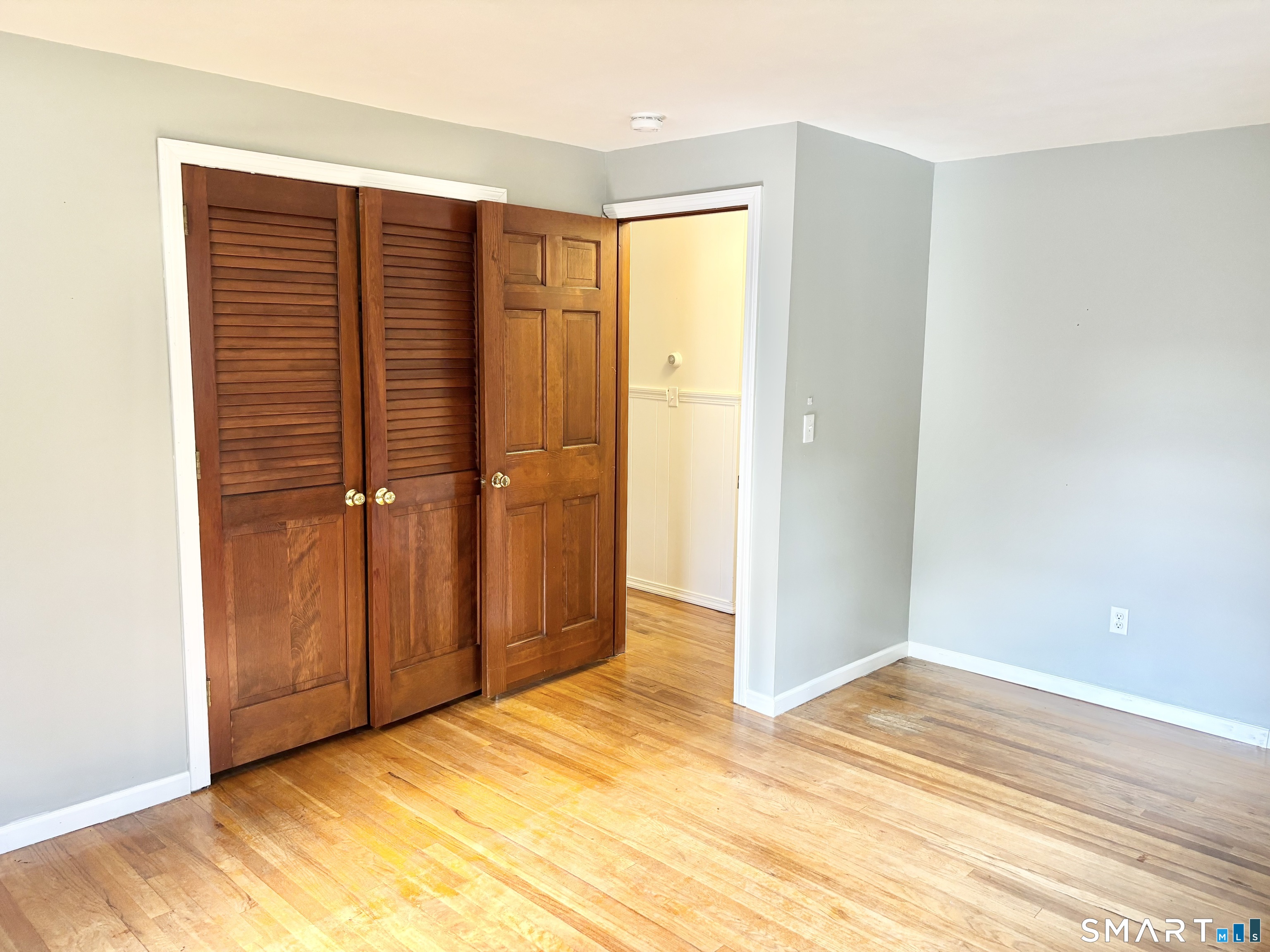 85 Riverside Drive Vernon CT 06066