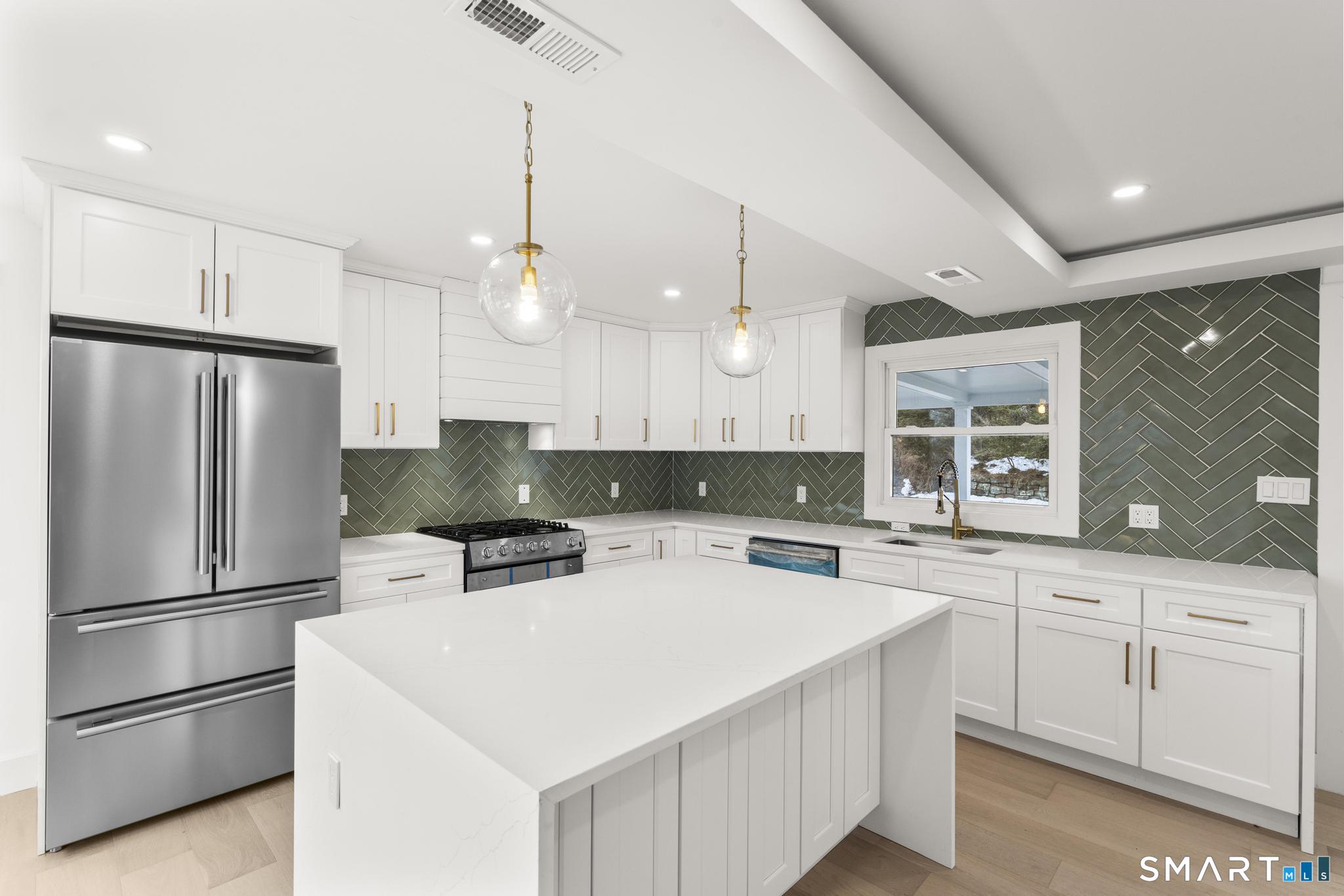 294 Thimble Island Road Branford CT 06405