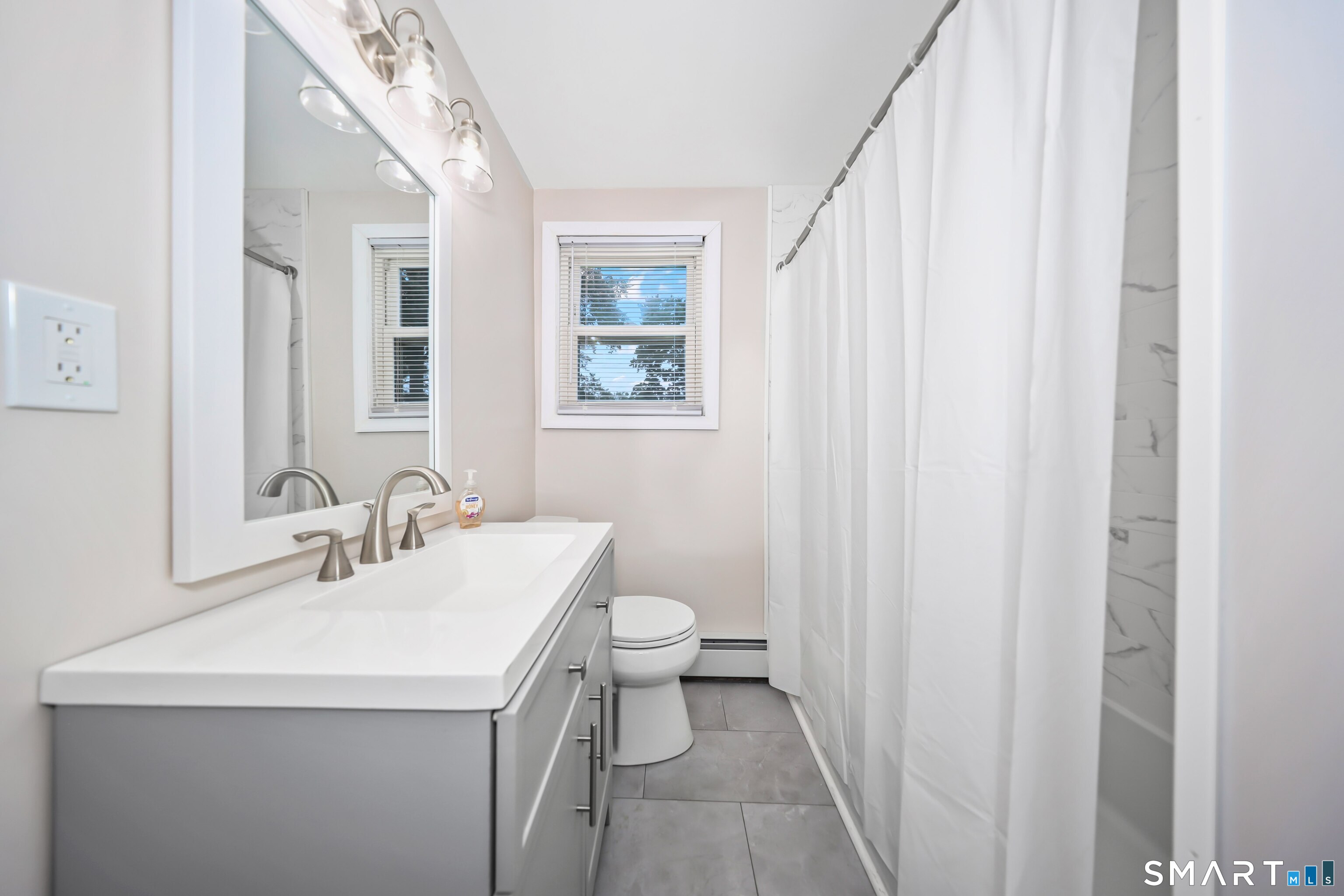 10 Post Road Enfield CT 06082
