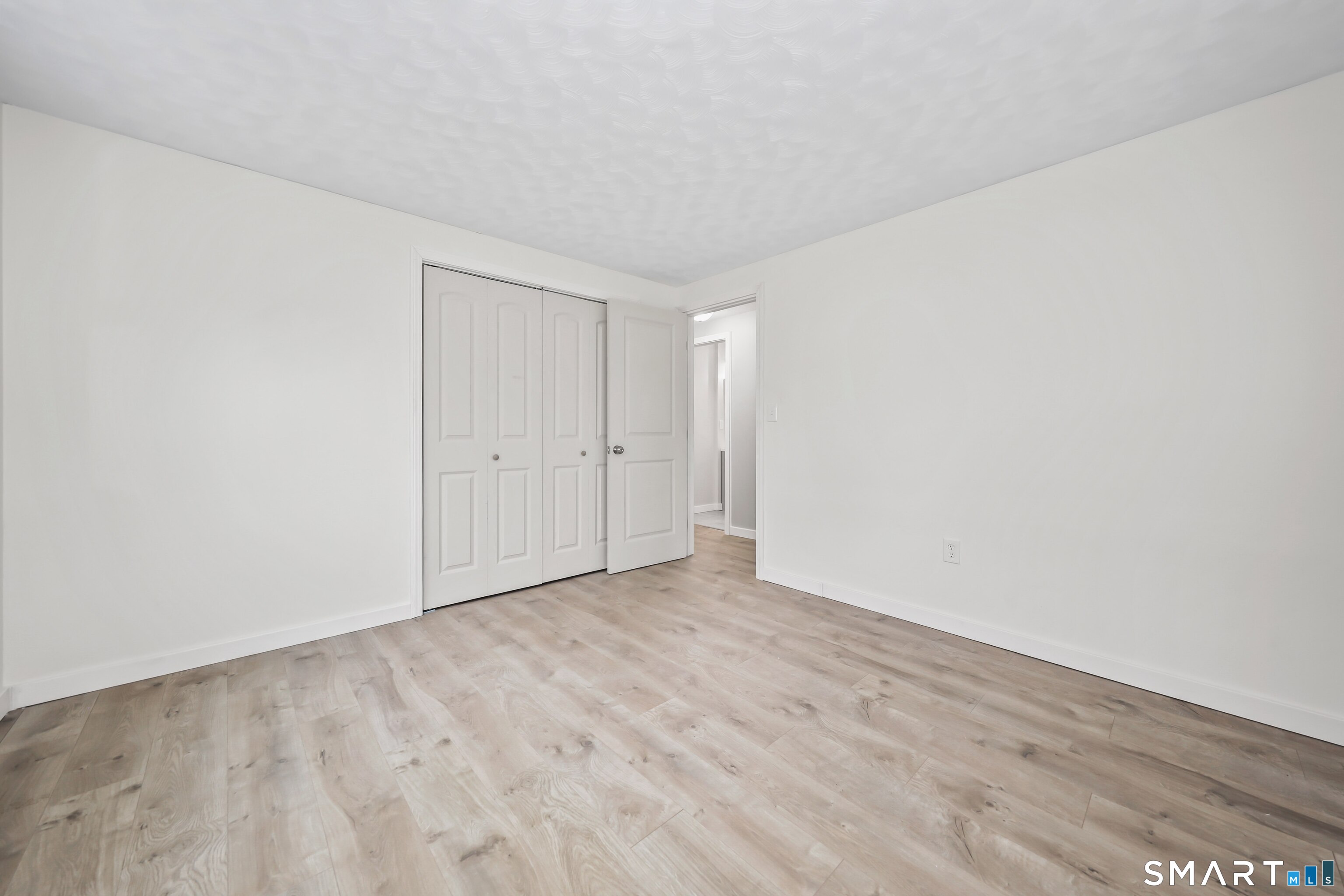10 Post Road Enfield CT 06082
