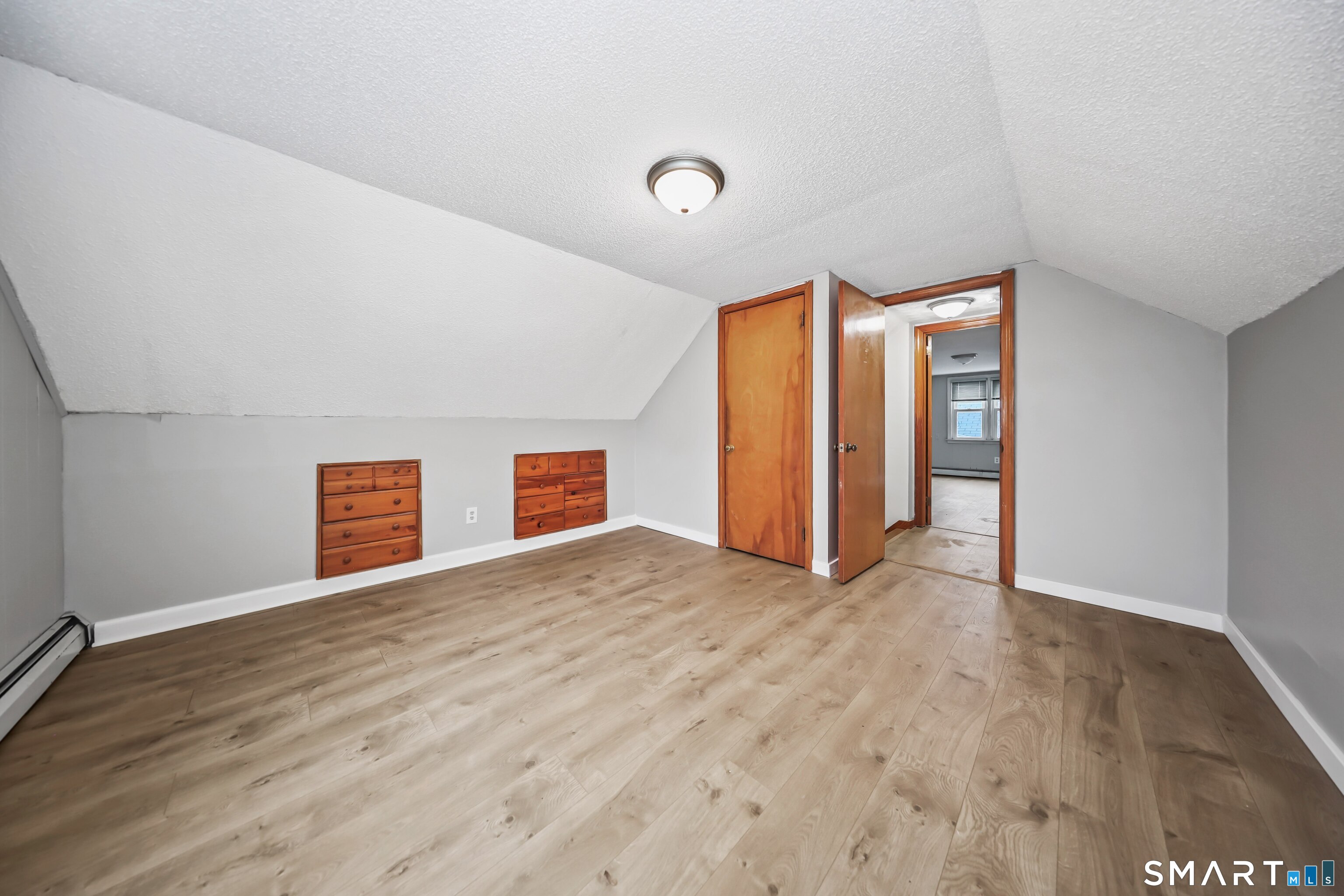 10 Post Road Enfield CT 06082
