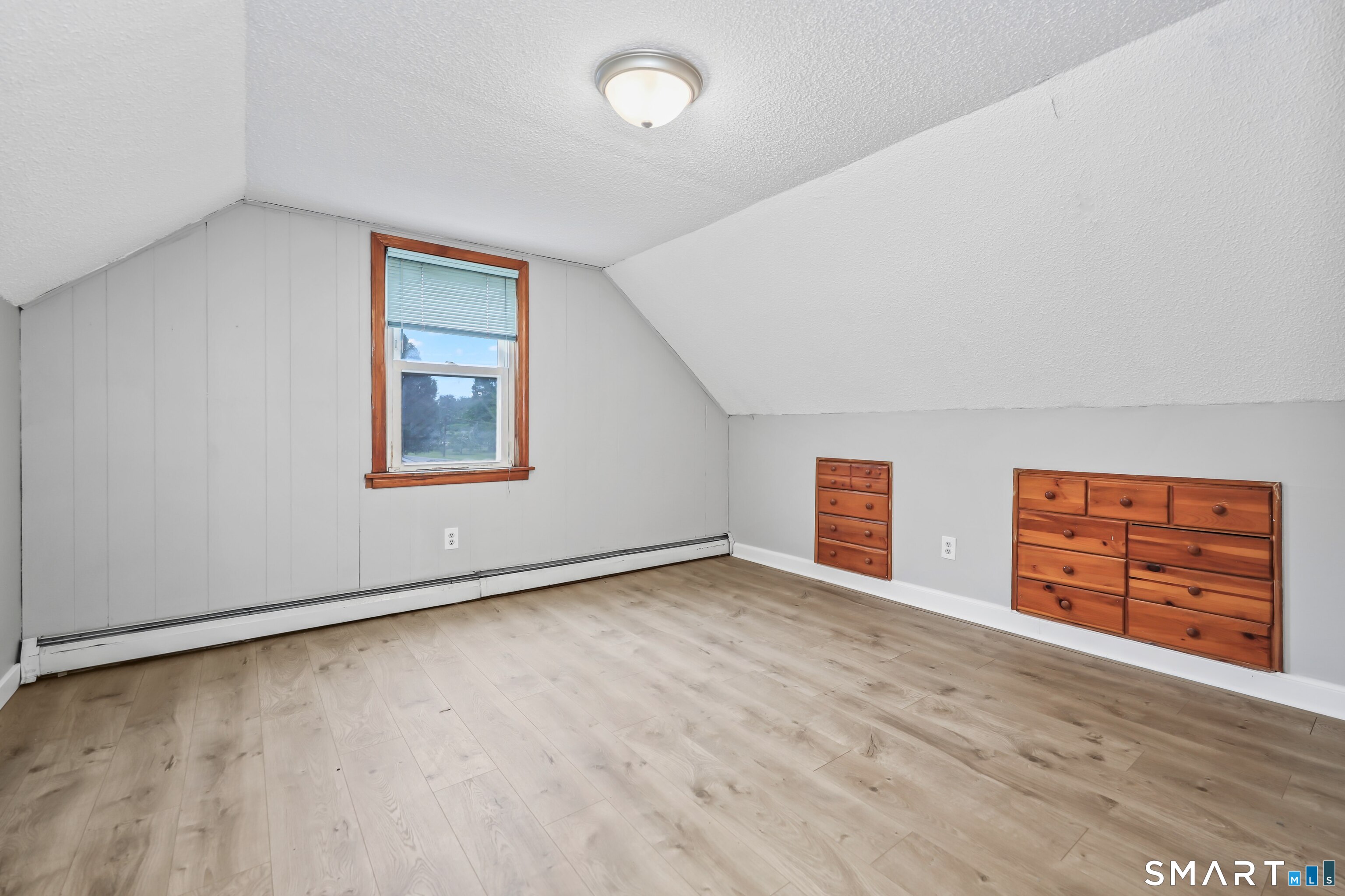 10 Post Road Enfield CT 06082