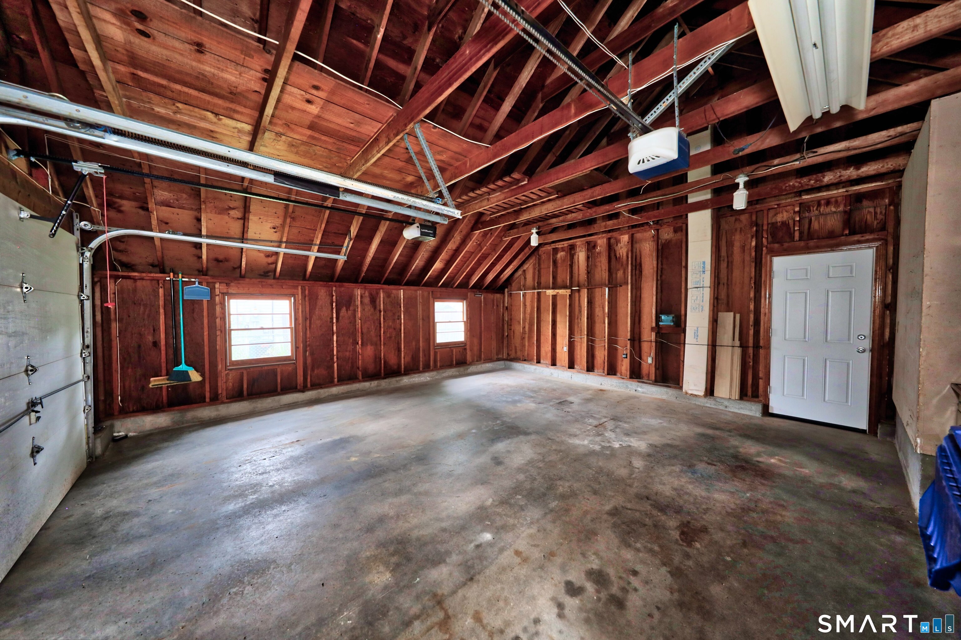 10 Post Road Enfield CT 06082