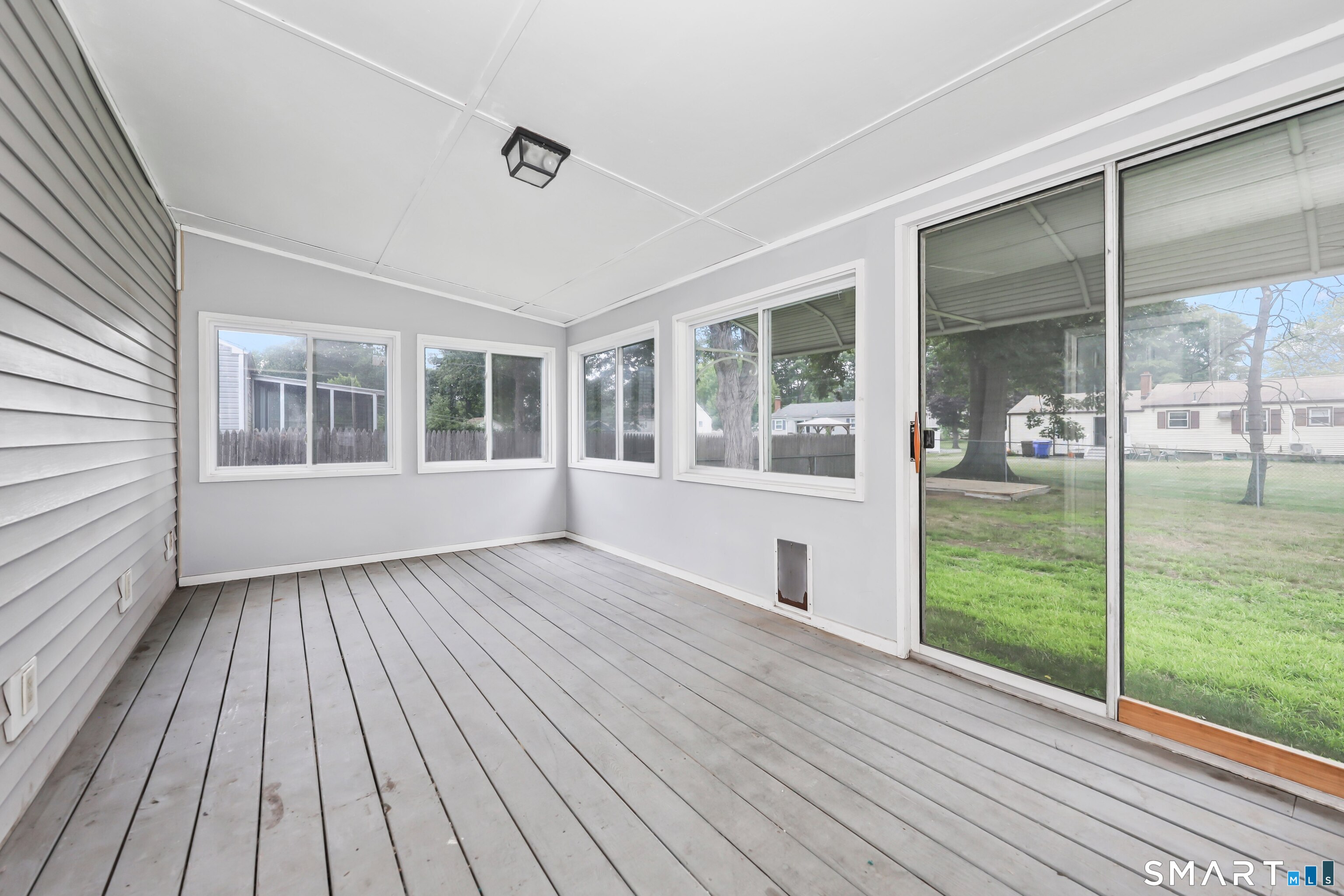 10 Post Road Enfield CT 06082
