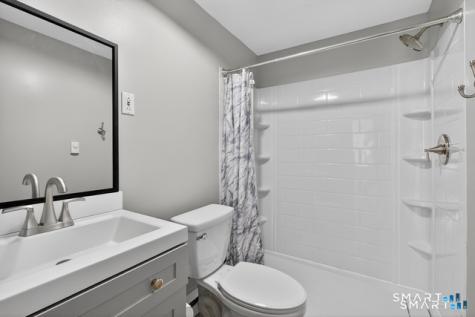 153 Old Norwich Road Waterford CT 06375