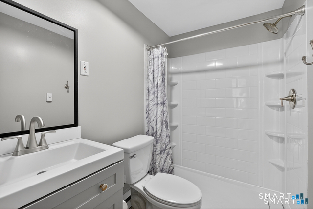 153 Old Norwich Road Waterford CT 06375