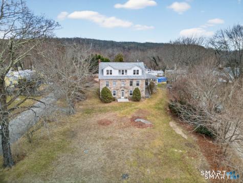 153 Old Norwich Road Waterford CT 06375