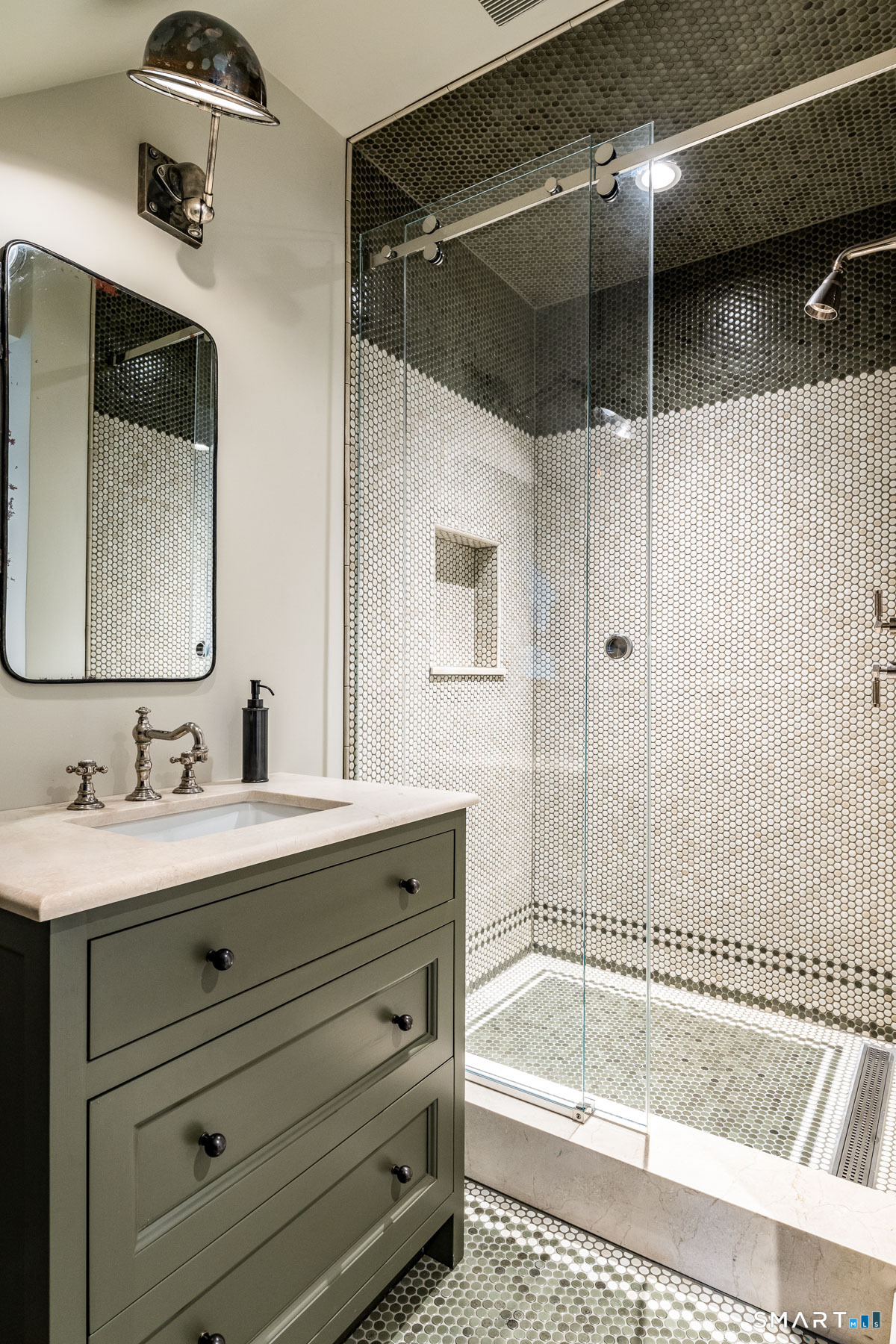 298 Harbor Road Fairfield CT 06890