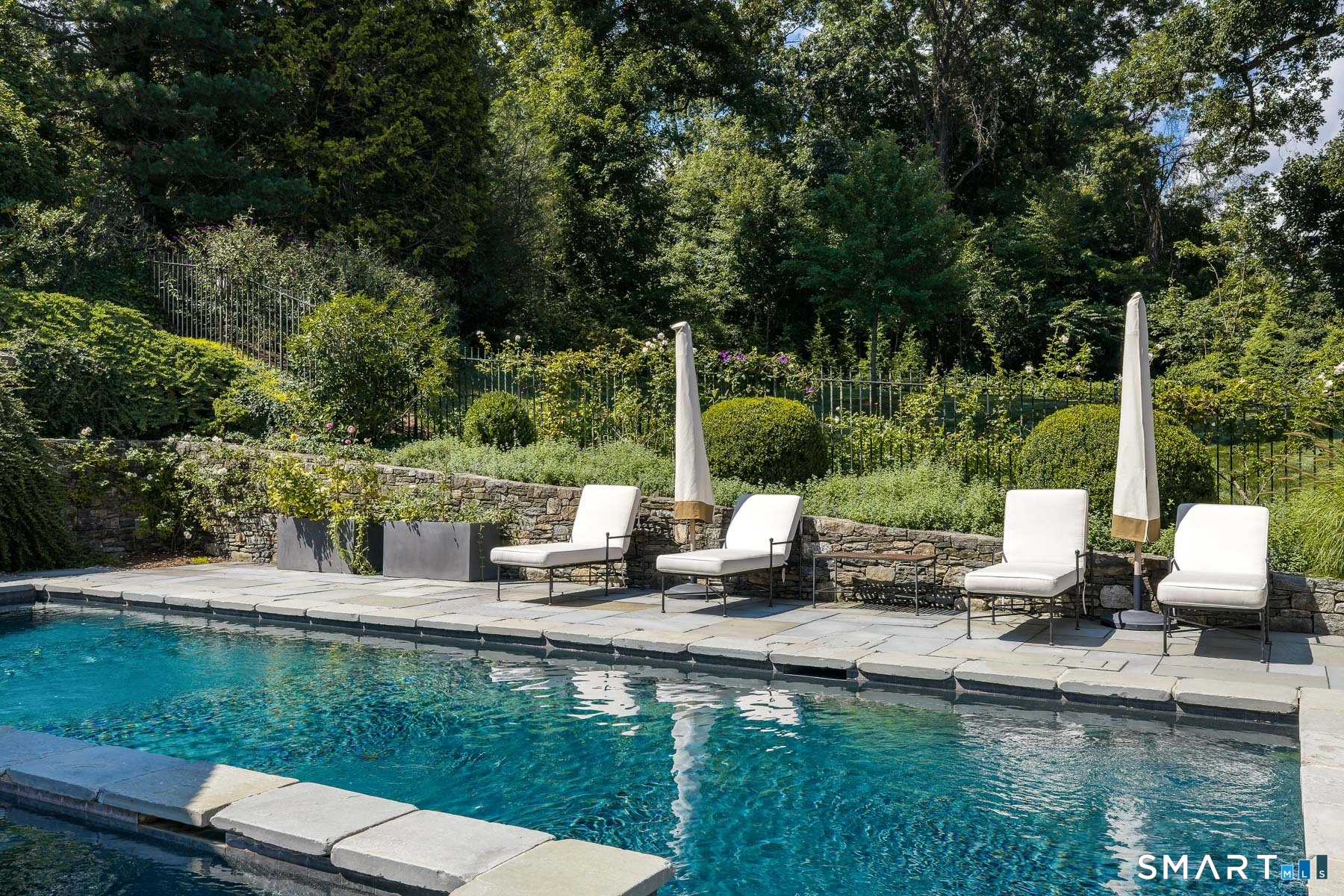 298 Harbor Road Fairfield CT 06890