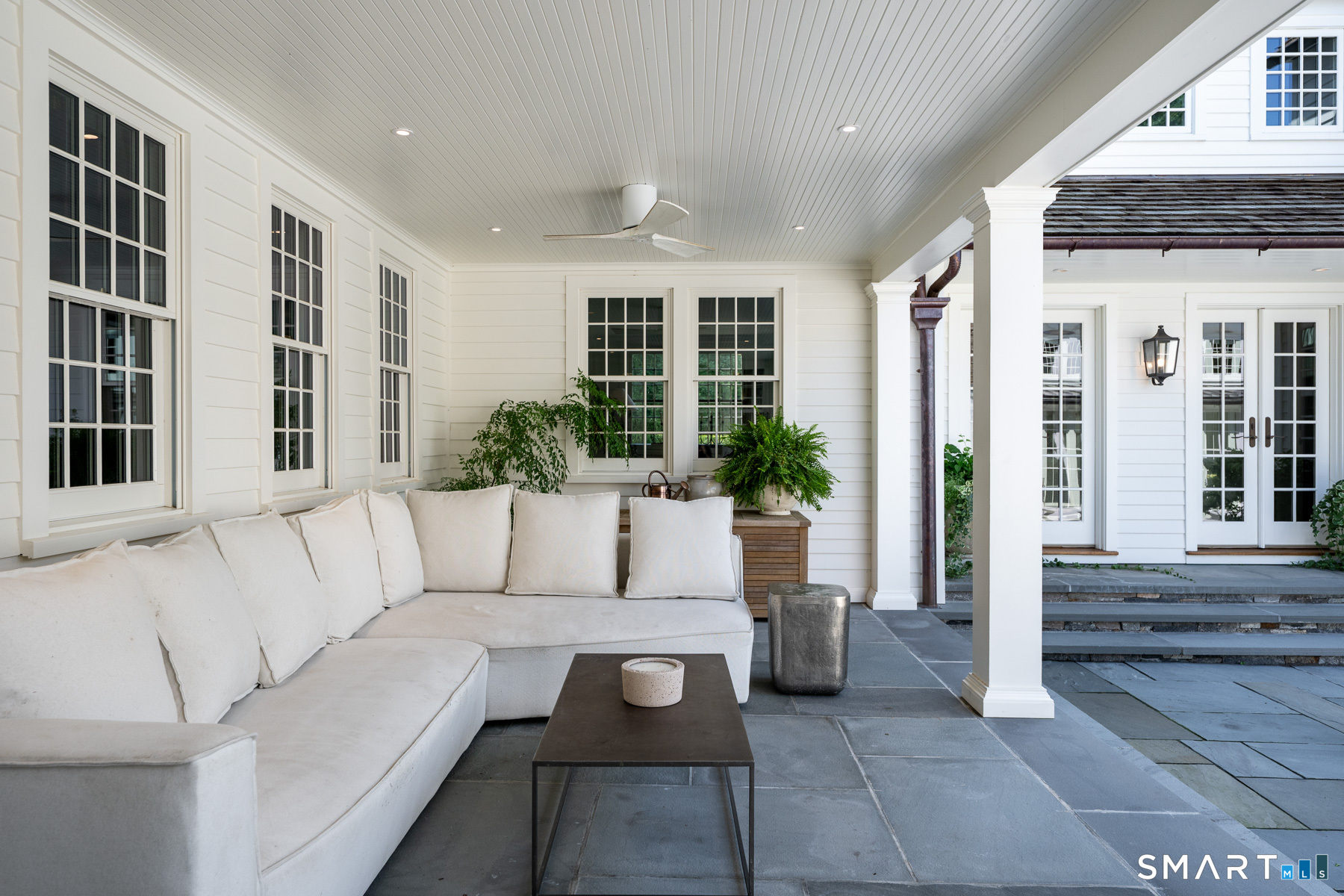 298 Harbor Road Fairfield CT 06890