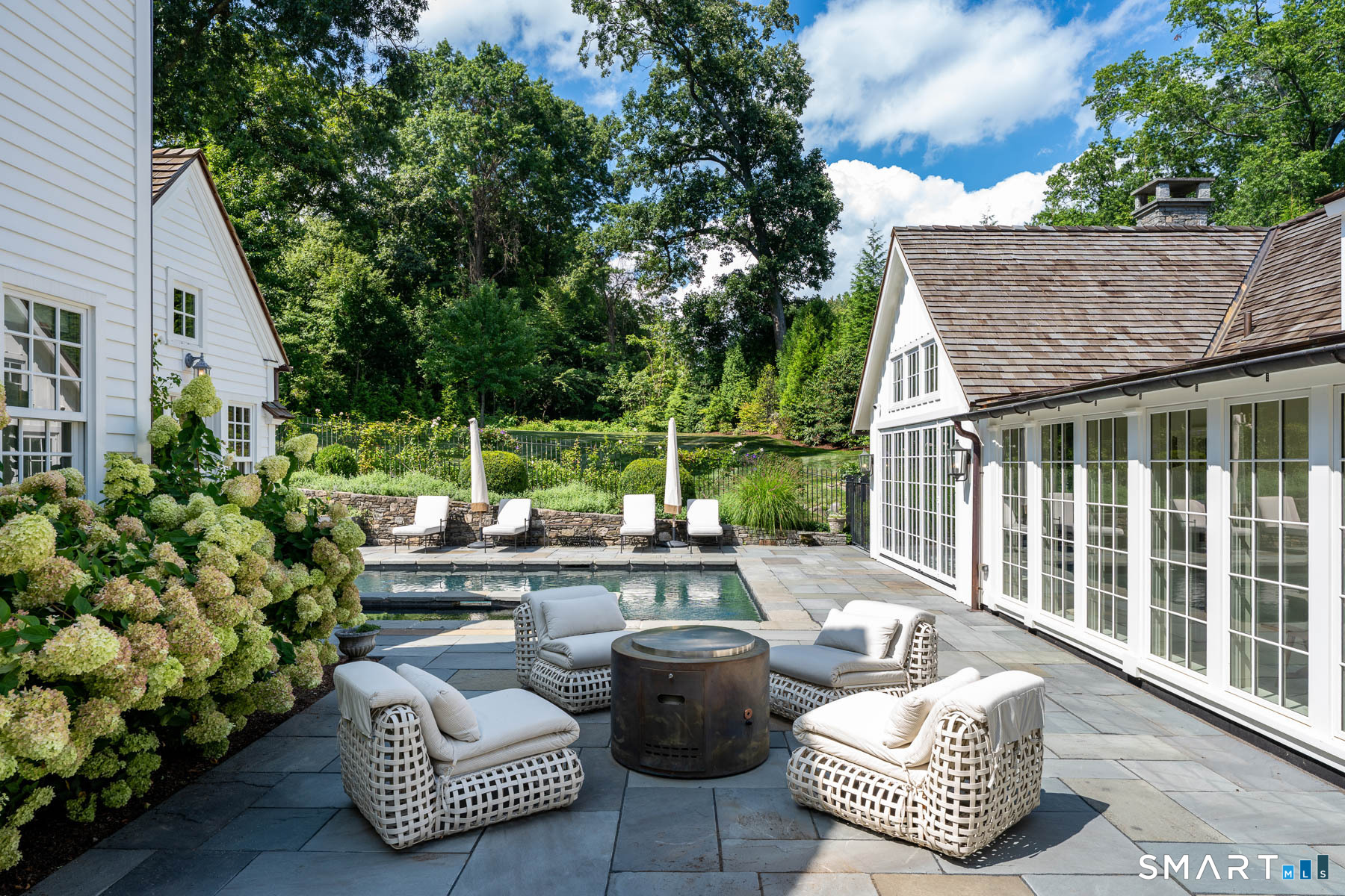 298 Harbor Road Fairfield CT 06890